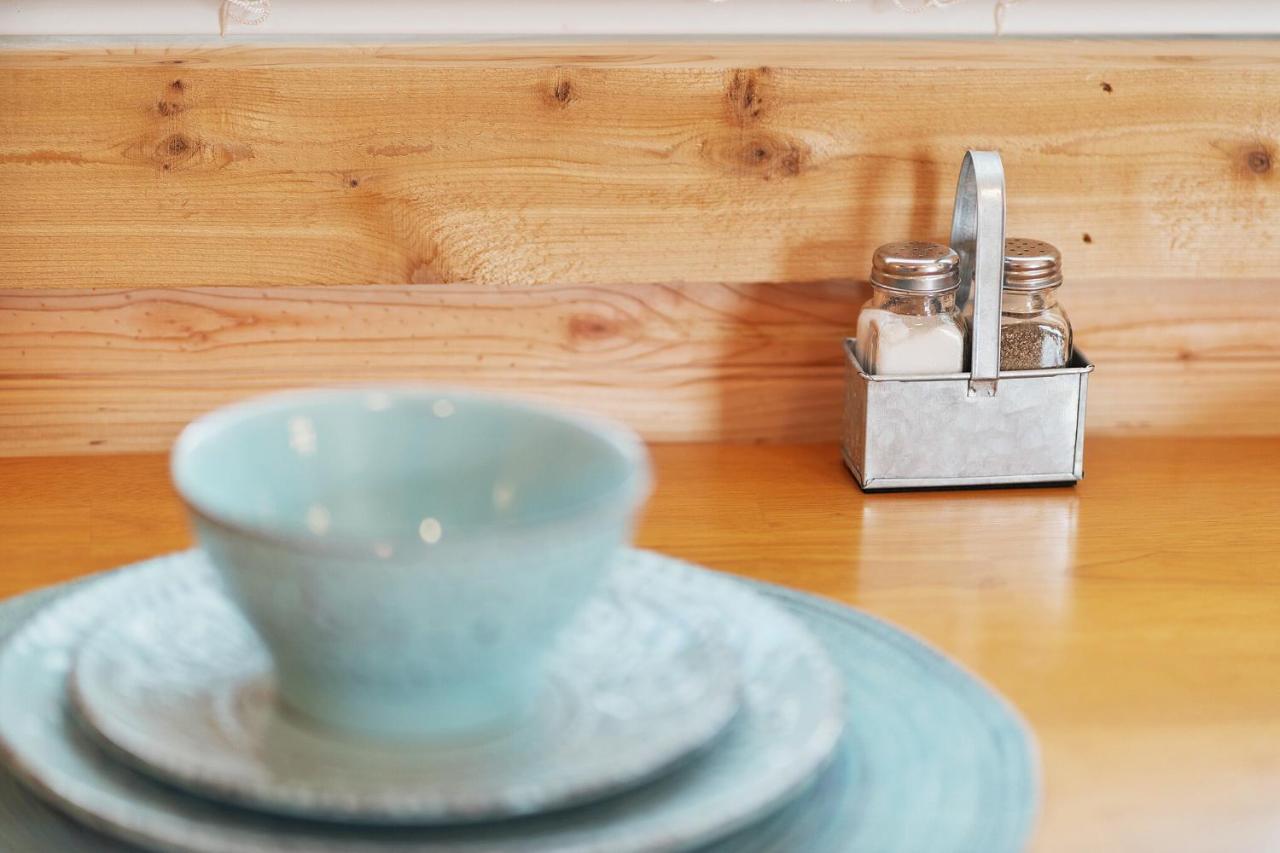 Charming Casita Right On Main St! 호텔 프레드릭스버그 외부 사진